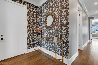 5748 N Hermitage Avenue #307, Chicago, IL 60660 - Photo 2