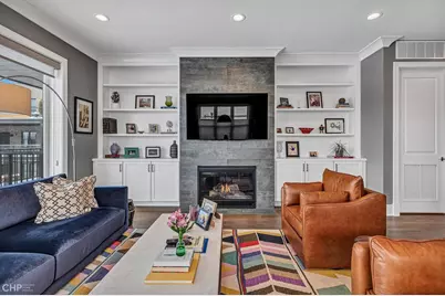 5748 N Hermitage Avenue #307, Chicago, IL 60660 - Photo 10