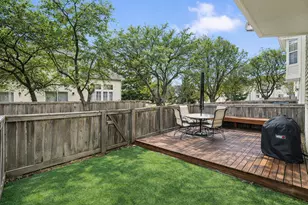 616 Manomet Ct, Schaumburg, IL 60173 - Photo 12