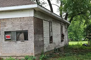 311 Vogel Ave, Lowell, IL 62927 - Photo 2