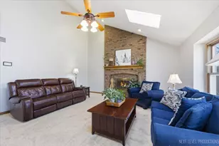 628 Flock Ave, Naperville, IL 60565 - Photo 34