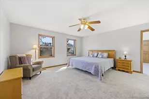 628 Flock Ave, Naperville, IL 60565 - Photo 14