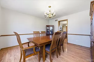 628 Flock Ave, Naperville, IL 60565 - Photo 36