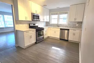 8845 Bronx Ave, Skokie, IL 60077 - Photo 4