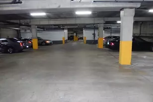 120 Lakeview Dr, Bloomingdale, IL 60108 - Photo 10