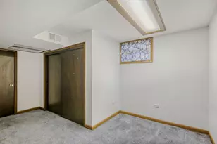 3659 Madison St, Lansing, IL 60438 - Photo 16