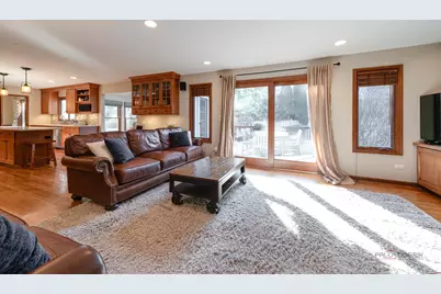 331 E Winchester Road, Libertyville, IL 60048 - Photo 18