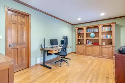 331 E Winchester Road, Libertyville, IL 60048 - Photo 24