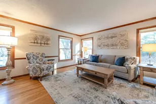 331 E Winchester Rd, Libertyville, IL 60048 - Photo 6