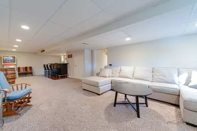 331 E Winchester Road, Libertyville, IL 60048 - Photo 38