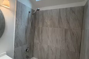 215 Fuller Rd, Hinsdale, IL 60521 - Photo 6