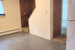 1374 Kenilworth Dr, Calumet City, IL 60409 - Photo 8