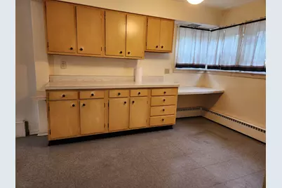 1374 Kenilworth Drive, Calumet City, IL 60409 - Photo 6