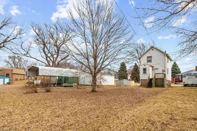 217 12th Street, East Moline, IL 61244 - Photo 4