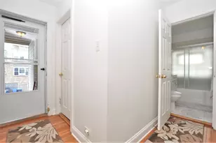 2639 W Balmoral Ave, Chicago, IL 60625 - Photo 10