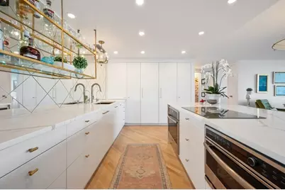 910 N Lake Shore Drive #819, Chicago, IL 60611 - Photo 8