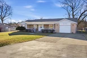 1120 N Bluebonnet Ln, Hoffman Estates, IL 60169 - Photo 26