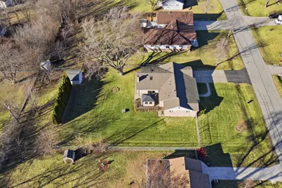 1120 N Bluebonnet Lane, Hoffman Estates, IL 60169 - Photo 30