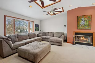 1811 Hartrey Ave, Evanston, IL 60201 - Photo 12