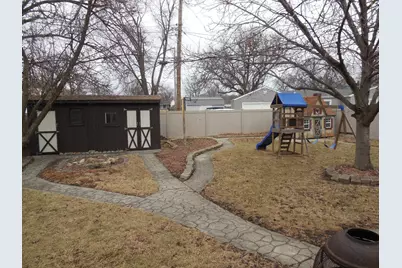 740 Hiawatha Drive, Ottawa, IL 61350 - Photo 18