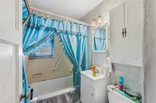 2805 N Elmwood Ave, Waukegan, IL 60087 - Photo 8