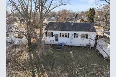 2805 N Elmwood Avenue, Waukegan, IL 60087 - Photo 16