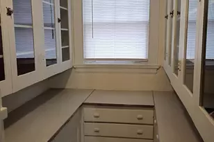 777 20th Ave SW, East Moline, IL 61244 - Photo 8