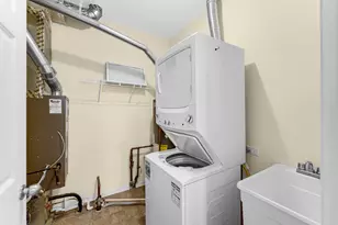 10201 Camden Ln, Bridgeview, IL 60455 - Photo 14