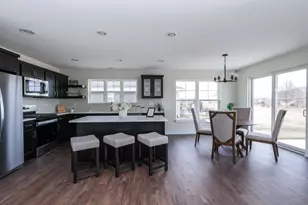 1009 Spring St, Manteno, IL 60950 - Photo 16