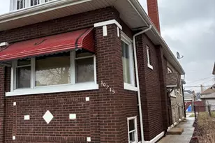 10215 S Emerald Ave, Chicago, IL 60628 - Photo 2