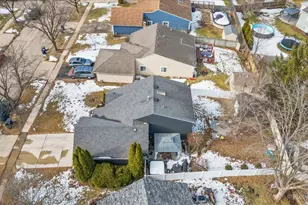 1182 Concord Dr, Elgin, IL 60120 - Photo 26