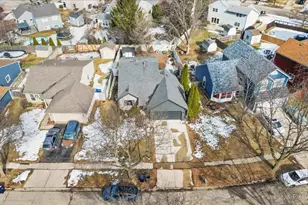 1182 Concord Dr, Elgin, IL 60120 - Photo 30