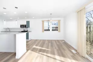 151 E Home Ave, Palatine, IL 60067 - Photo 6