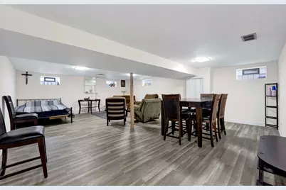 5360 N Lynch Avenue, Chicago, IL 60630 - Photo 16