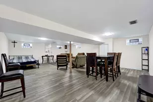 5360 N Lynch Ave, Chicago, IL 60630 - Photo 16