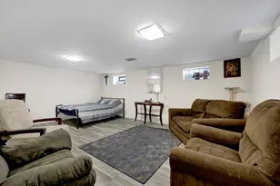 5360 N Lynch Ave, Chicago, IL 60630 - Photo 18