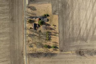 2411 Goldberg Rd, Bloomington, IL 61705 - Photo 48