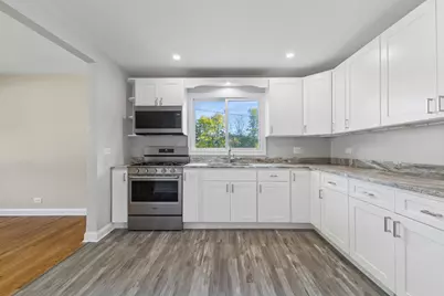 7705 Columbia Drive, Bridgeview, IL 60455 - Photo 8