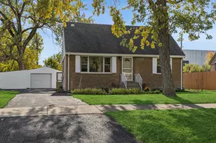 7705 Columbia Dr, Bridgeview, IL 60455 - Photo 1