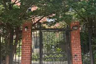 7013 N Paulina St, Chicago, IL 60626 - Photo 1