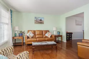 2884 Three Eagles St, Normal, IL 61761 - Photo 6