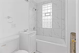 10342 S Calumet Ave, Chicago, IL 60628 - Photo 12