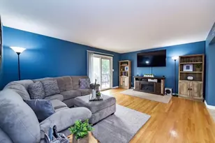 1342 S 14th St, Saint Charles, IL 60174 - Photo 6