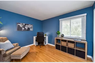 1342 S 14th Street #A2, Saint Charles, IL 60174 - Photo 8