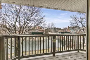 1525 N Kendal Ct, Arlington Heights, IL 60004 - Photo 12