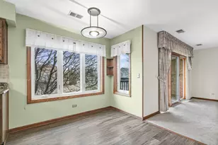 1525 N Kendal Ct, Arlington Heights, IL 60004 - Photo 10