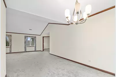 1525 N Kendal Court, Arlington Heights, IL 60004 - Photo 6