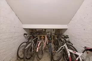 4028 N Sheridan Rd, Chicago, IL 60613 - Photo 14