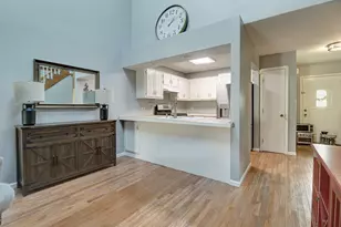 323 Vista Ct, Minooka, IL 60447 - Photo 6