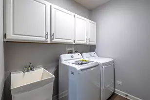 2641 Loren Ln, Algonquin, IL 60102 - Photo 20